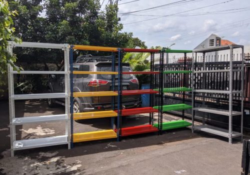 Panduan Memilih Rak Yang Tepat Untuk Bisnis Dan Gudang Anda